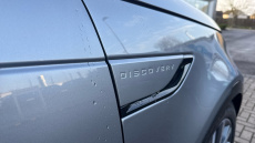 Land Rover Discovery 3.0 D300 Metropolitan Edition 5dr Auto Diesel Station Wagon